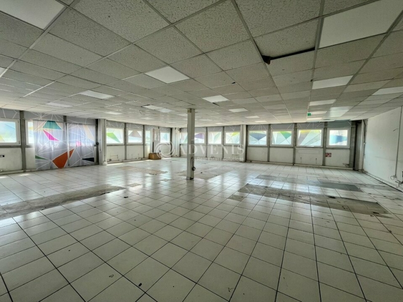 Location Activités Entrepôts VILLENEUVE LA GARENNE (92390) - Photo 8