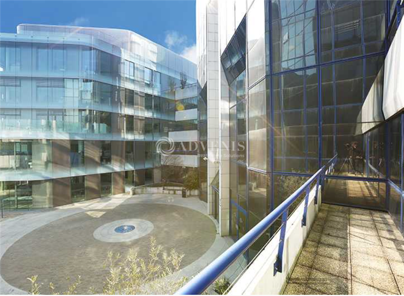 Location Bureaux SURESNES (92150) - Photo 2