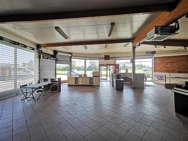 Location Commerces RONCQ (59223) - Photo 5