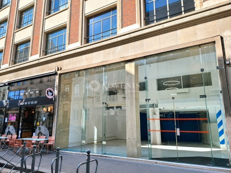 Location Commerces LILLE (59000) - Photo 2
