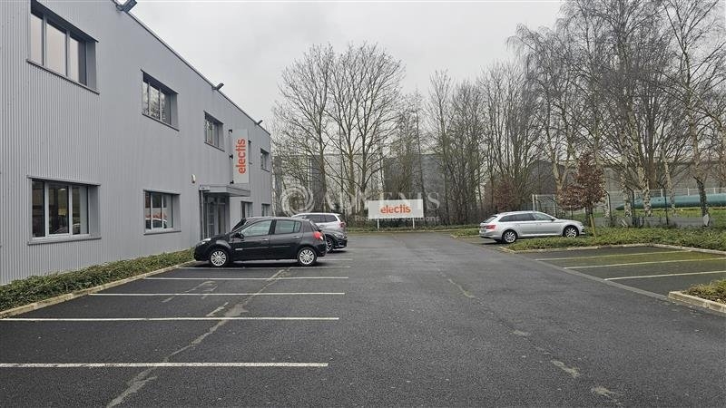 Location Entrepôts LESQUIN (59810) - Photo 2