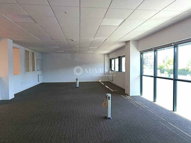 Location Activités Entrepôts TEMPLEMARS (59175) - Photo 9