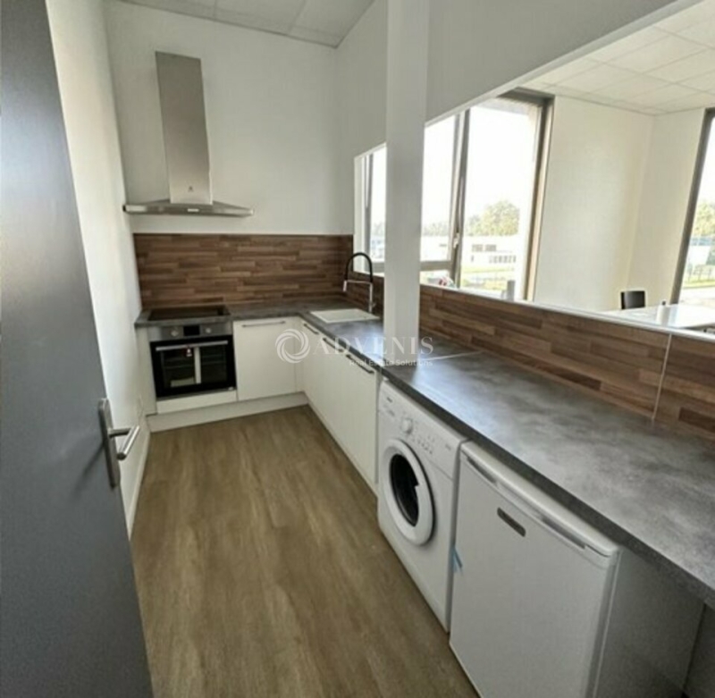 Location Bureaux LESQUIN (59810) - Photo 6