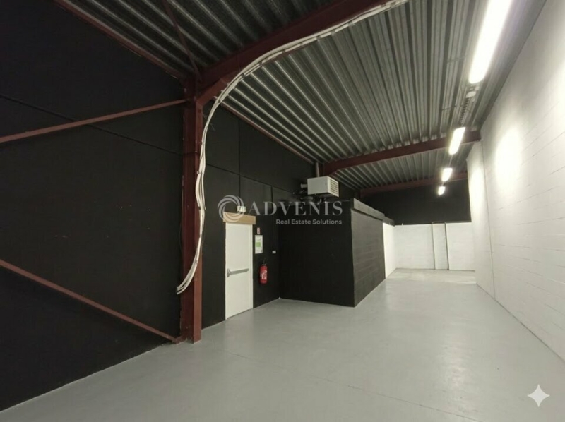 Location Commerces RONCQ (59223) - Photo 4