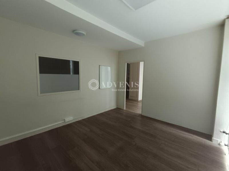 Vente Investisseur Commerces LILLE (59800) - Photo 4