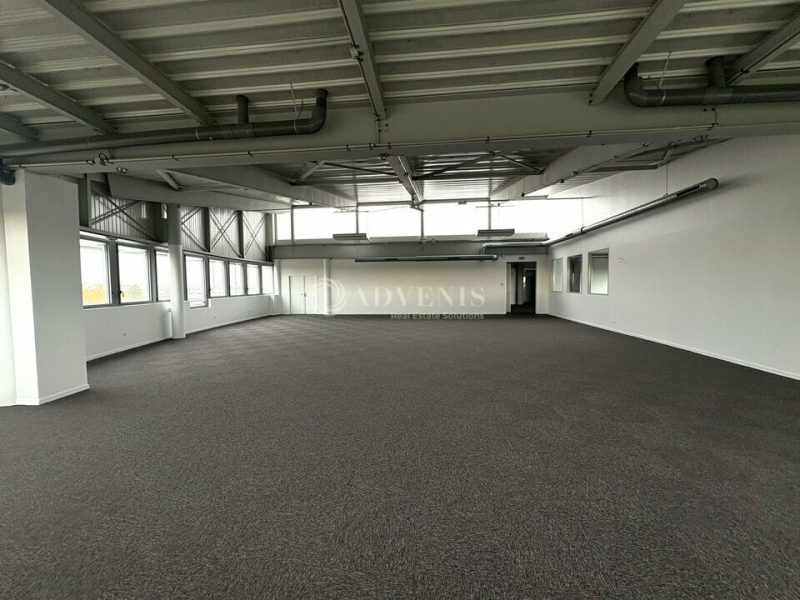 Location Bureaux LE MANS (72100) - Photo 1