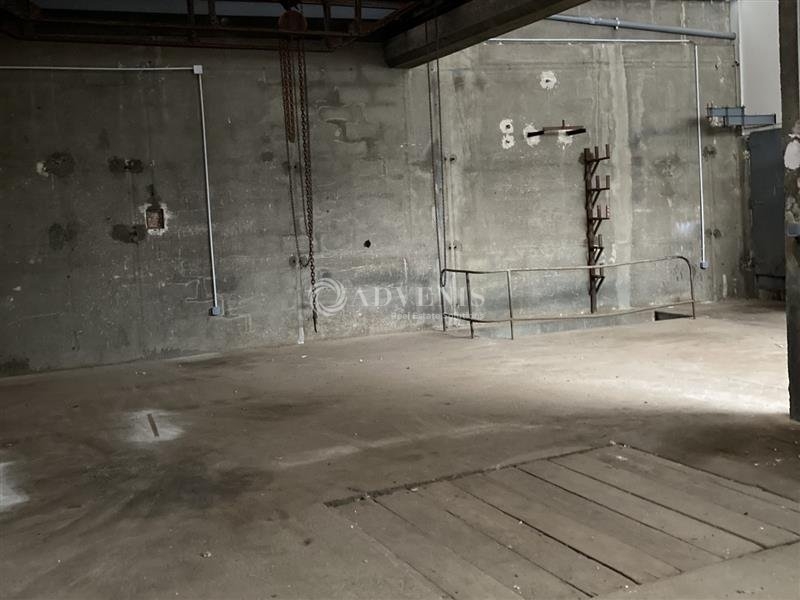 Location Entrepôts LE MANS (72100) - Photo 3