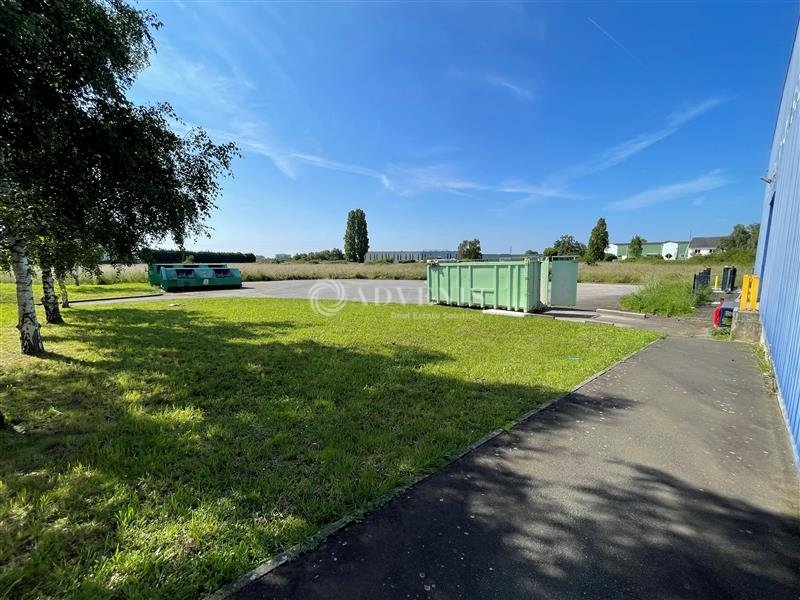 Location Activités Entrepôts SABLE SUR SARTHE (72300) - Photo 8