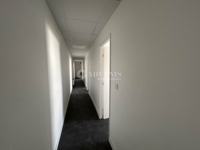 Location Bureaux LE MANS (72100) - Photo 7