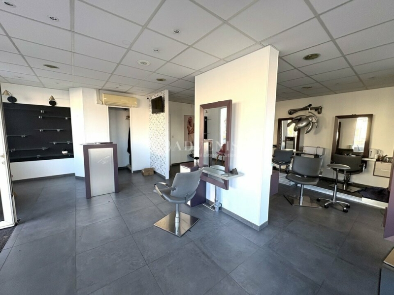 Location Commerces LE MANS (72100) - Photo 2
