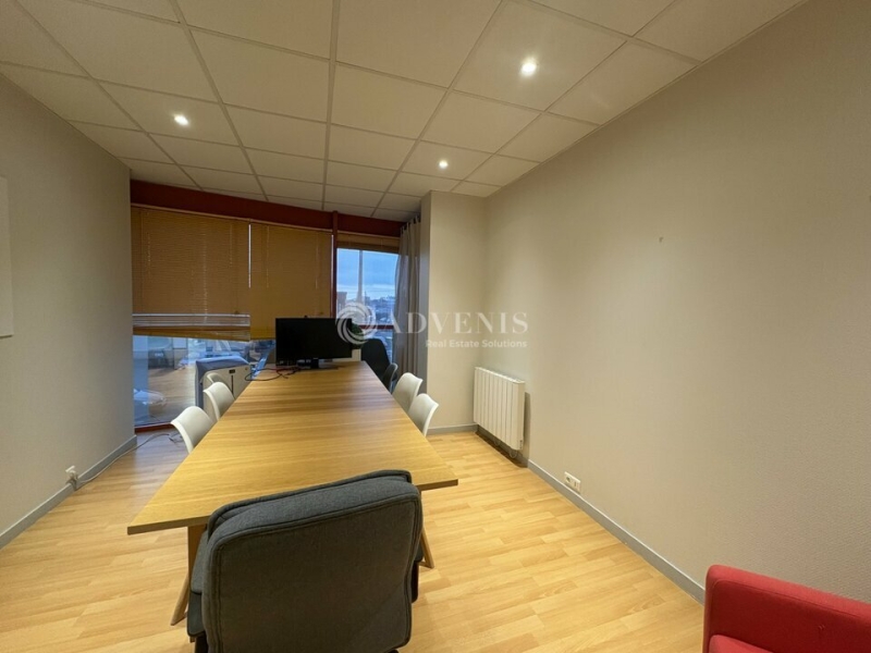 Location Bureaux LE MANS (72000) - Photo 3