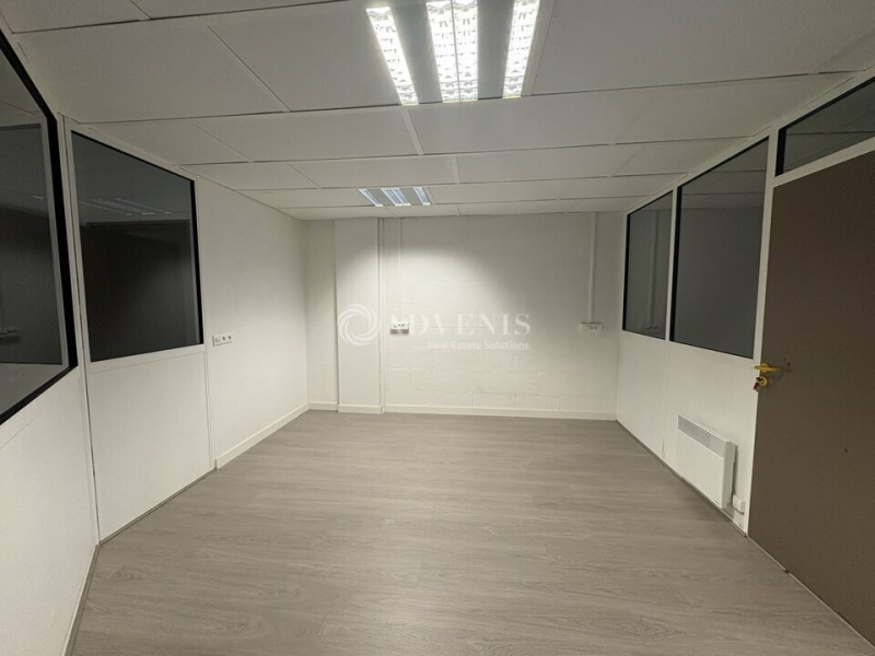 Location Commerces LE MANS (72100) - Photo 2