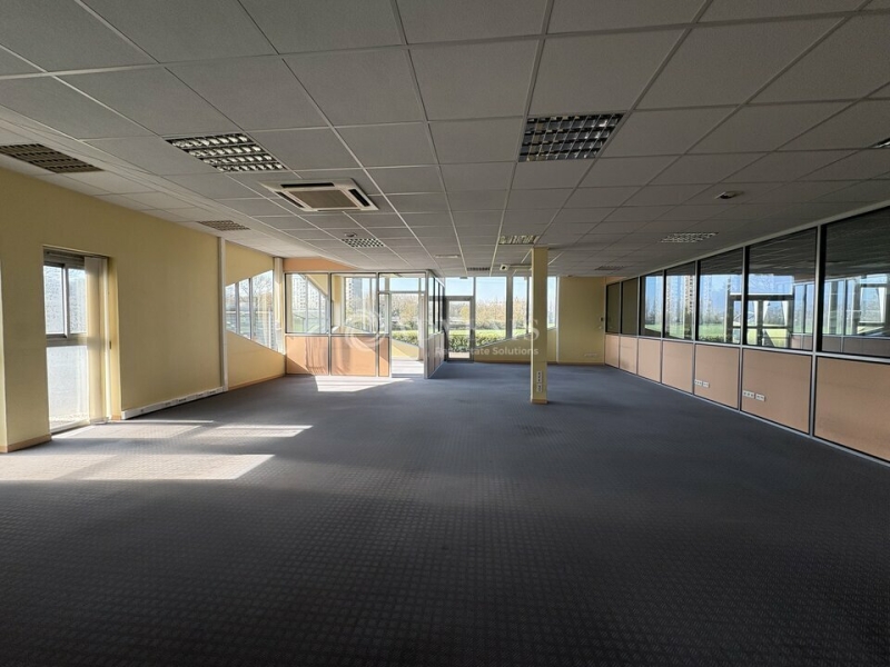 Vente Investisseur Bureaux LE MANS (72100) - Photo 1