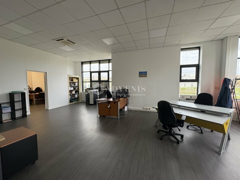 Location Bureaux LE MANS (72000) - Photo 1