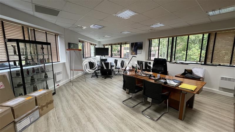 Location Bureaux CHAMPS SUR MARNE (77420) - Photo 1