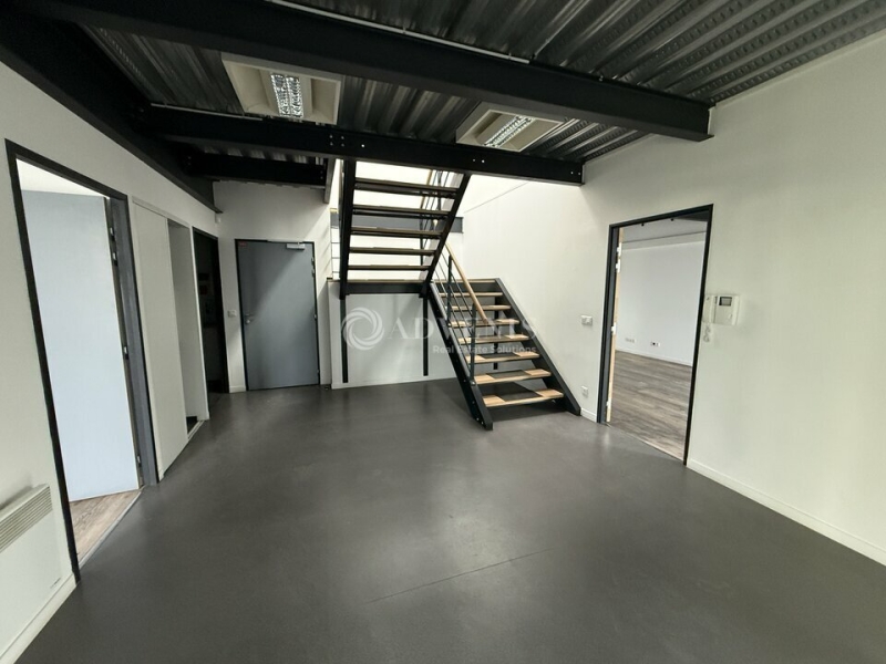 Location Activités Entrepôts BRIE COMTE ROBERT (77170) - Photo 11