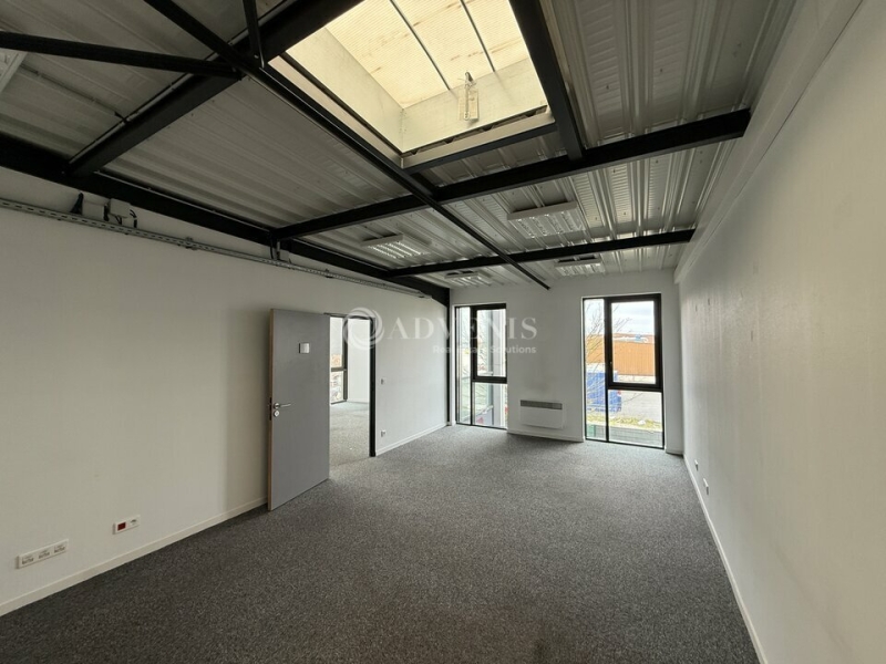 Location Activités Entrepôts BRIE COMTE ROBERT (77170) - Photo 7