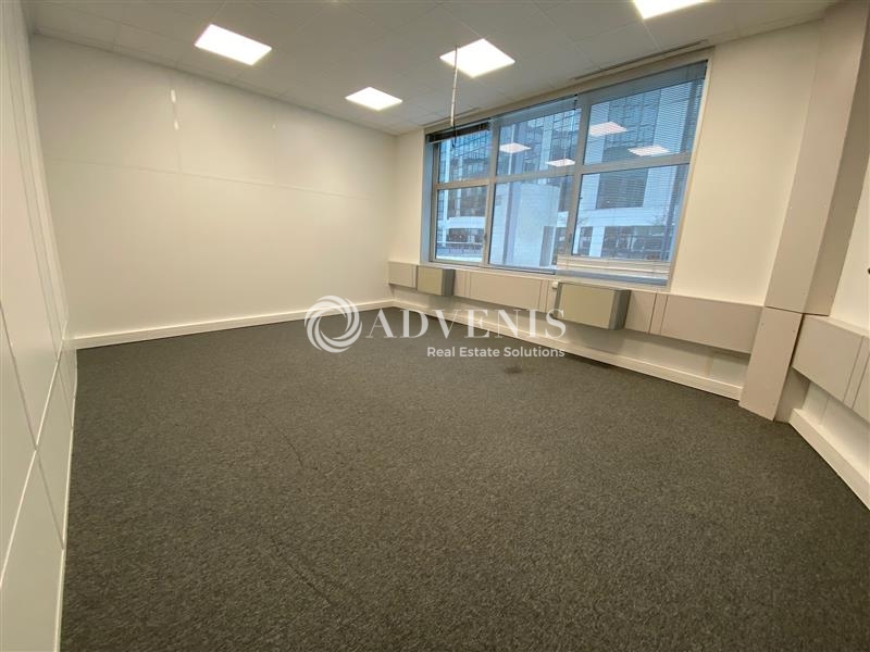 Location Bureaux NOISY LE GRAND (93160) - Photo 4