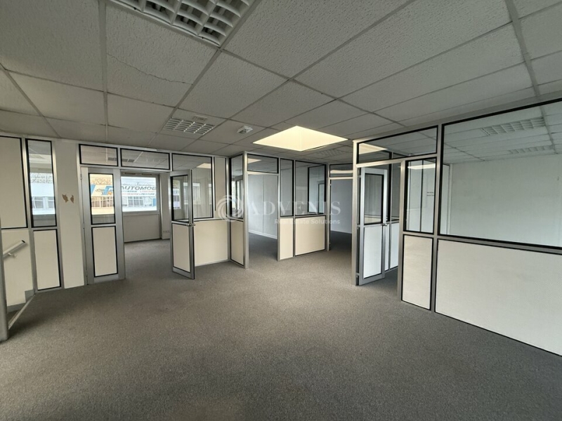 Location Bureaux CHAMPS SUR MARNE (77420) - Photo 4