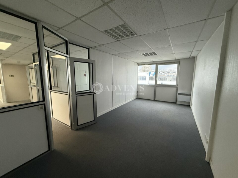 Location Bureaux CHAMPS SUR MARNE (77420) - Photo 5