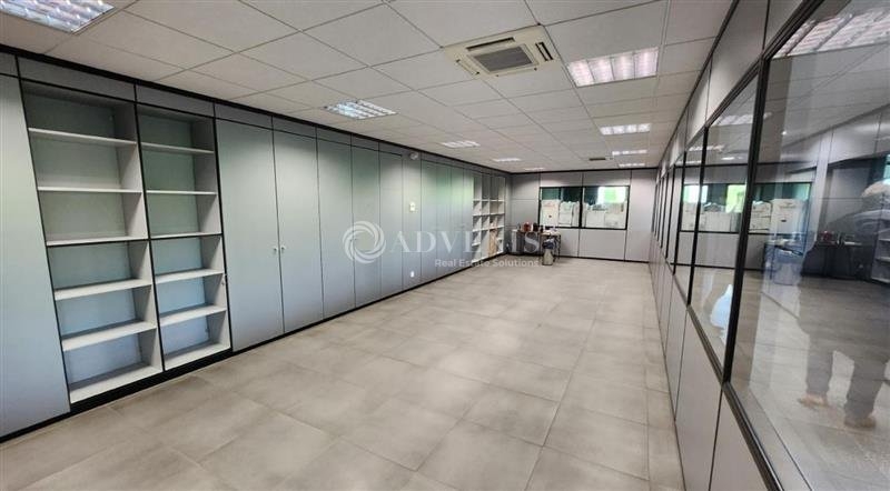 Location Activités Entrepôts FERRIERES (77164) - Photo 10