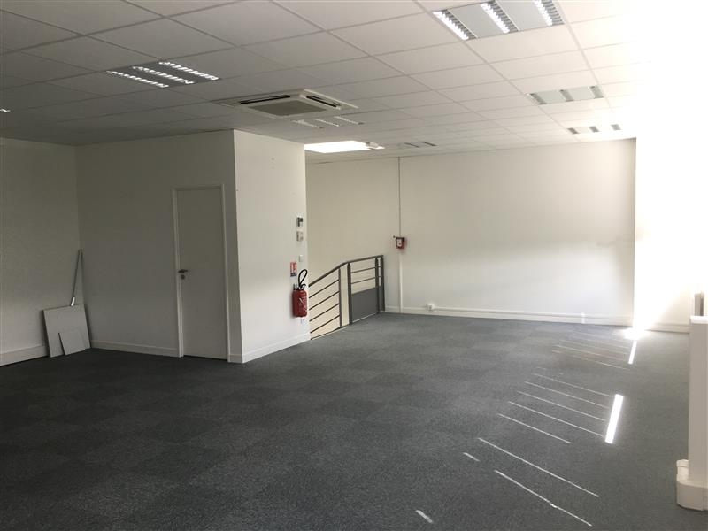 Location Activités Entrepôts BUSSY SAINT MARTIN (77600) - Photo 7