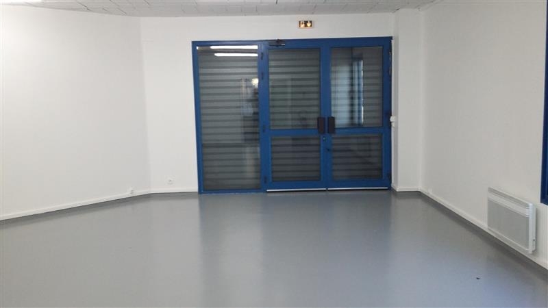 Vente Investisseur Activités Entrepôts CROISSY BEAUBOURG (77183) - Photo 2