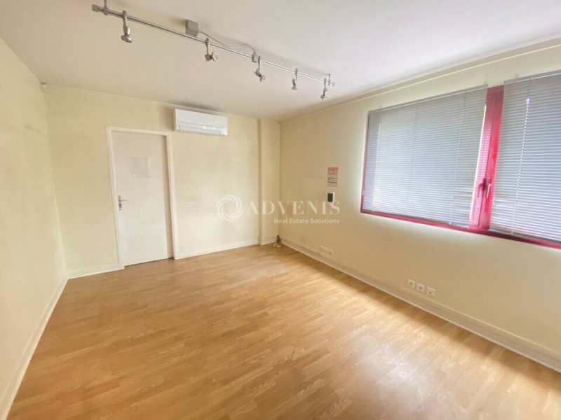 Location Activités Entrepôts ROISSY EN BRIE (77680) - Photo 5