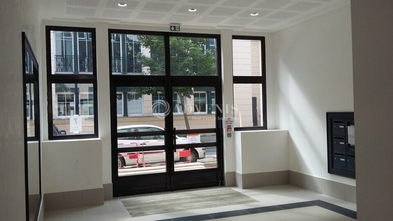 Location Bureaux CHESSY (77700) - Photo 5