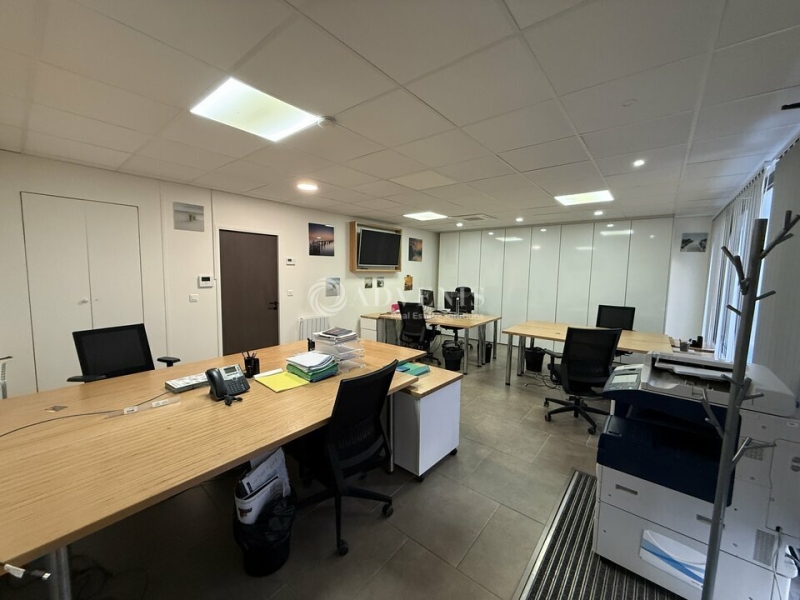 Vente Investisseur Bureaux et activités légères CROISSY BEAUBOURG (77183) - Photo 13