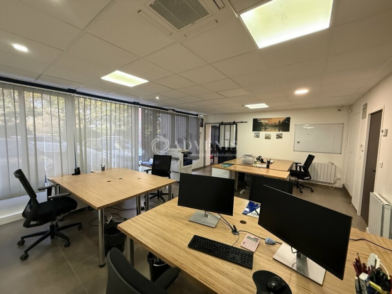 Vente Investisseur Bureaux et activités légères CROISSY BEAUBOURG (77183) - Photo 8