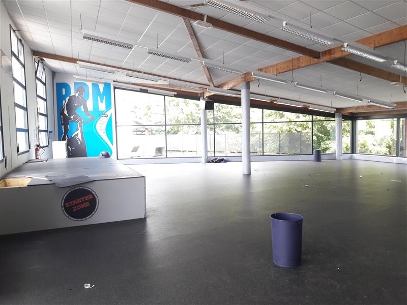 Location Commerces SERRIS (77700) - Photo 2