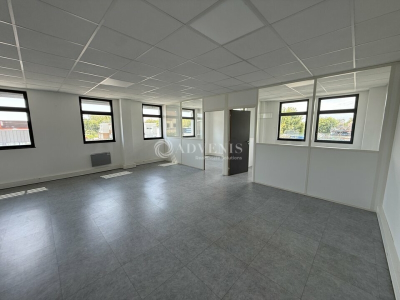 Location Bureaux SERVON (77170) - Photo 4