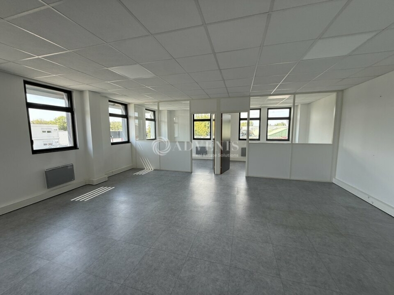 Location Bureaux SERVON (77170) - Photo 6