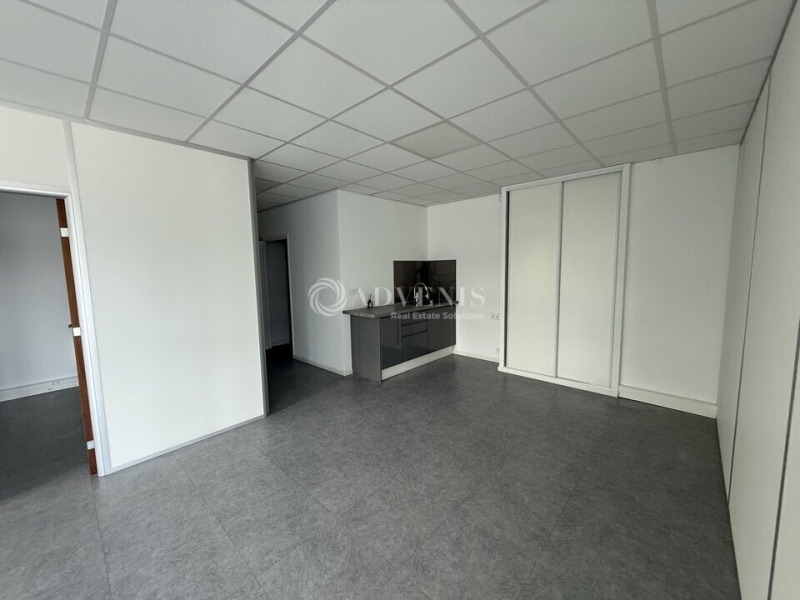 Location Bureaux SERVON (77170) - Photo 8