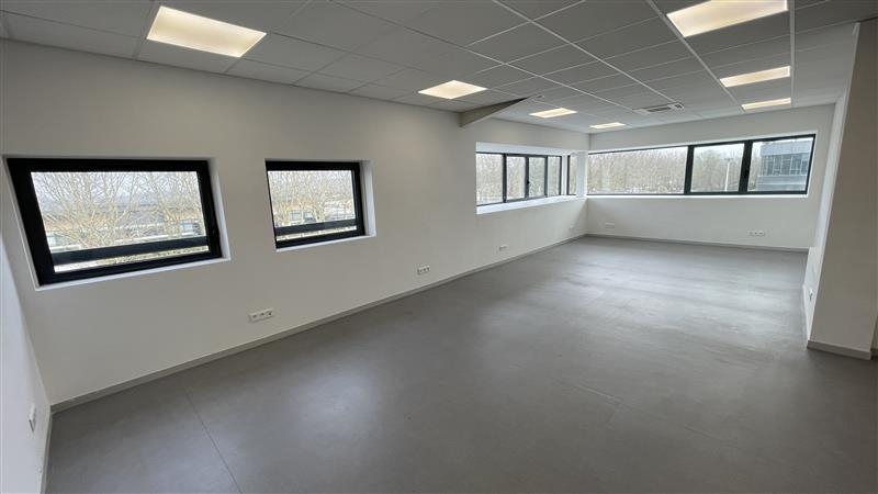 Vente Investisseur Bureaux BUSSY SAINT GEORGES (77600) - Photo 5