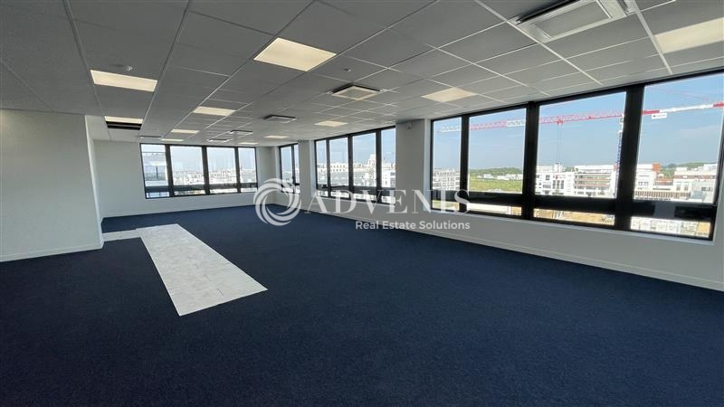 Vente Utilisateur Bureaux CHESSY (77700) - Photo 1