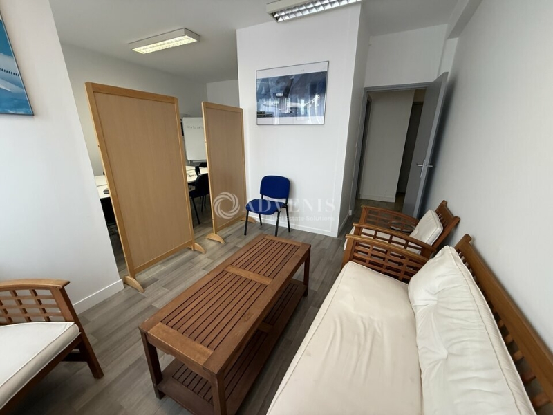 Vente Investisseur Bureaux NOISY LE GRAND (93160) - Photo 7