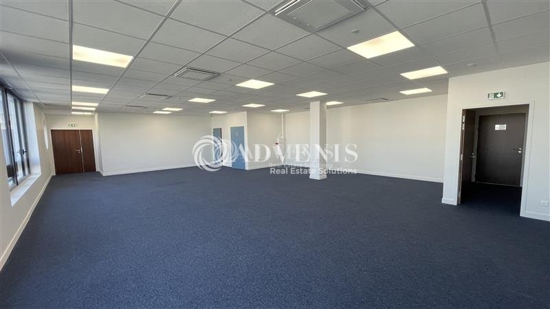Location Bureaux CHESSY (77700) - Photo 11
