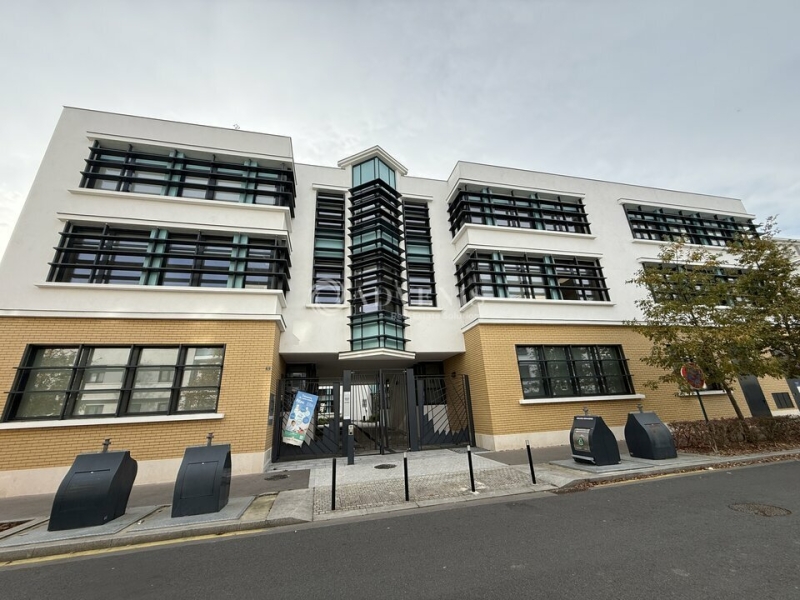 Location Bureaux CHESSY (77700) - Photo 9