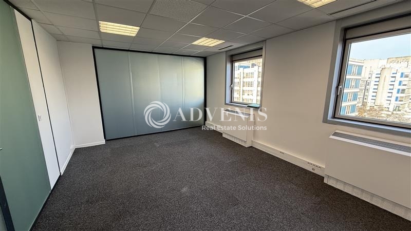 Location Bureaux NOISY LE GRAND (93160) - Photo 1