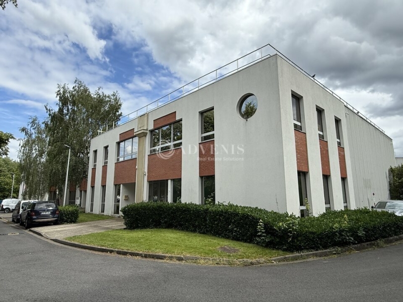 Location Activités Entrepôts EMERAINVILLE (77184) - Photo 3