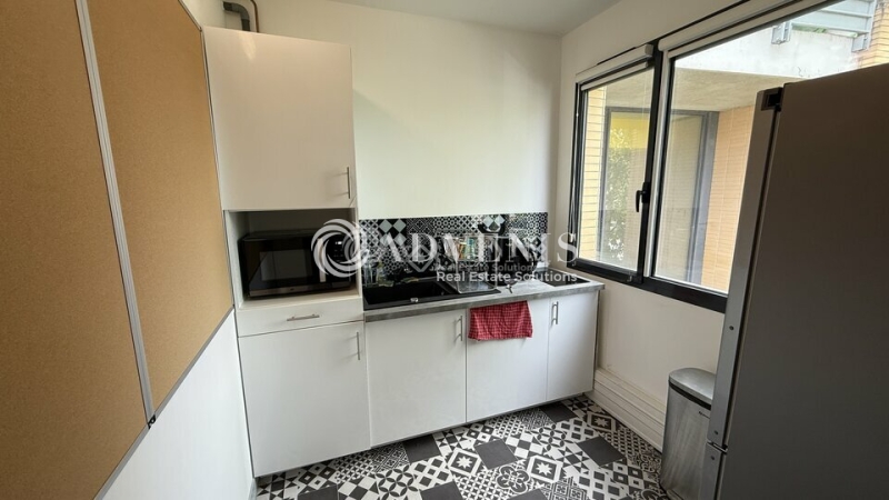 Vente Investisseur Bureaux CHAMPS-SUR-MARNE (77420) - Photo 2