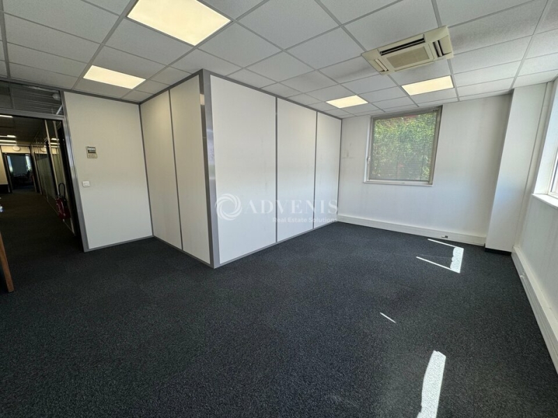 Location Activités Entrepôts CHAMPS SUR MARNE (77420) - Photo 7
