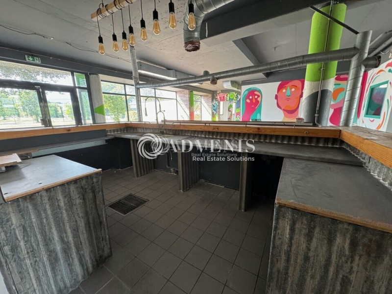 Vente Investisseur Commerces CHAMPS-SUR-MARNE (77420) - Photo 1
