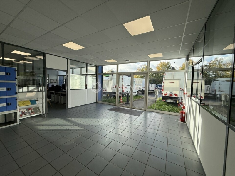 Location Entrepôts FERRIERES-EN-BRIE (77164) - Photo 5