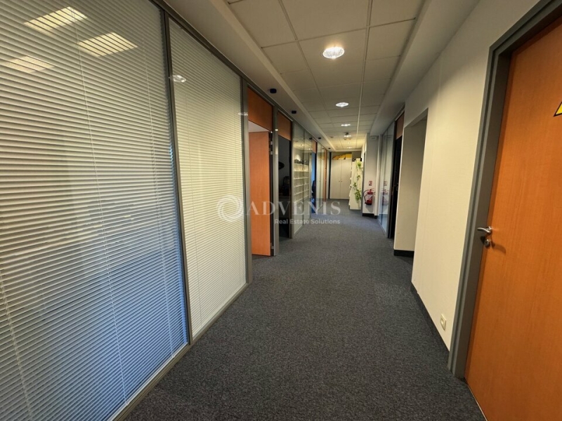 Vente Investisseur Bureaux MAGNY LE HONGRE (77700) - Photo 4