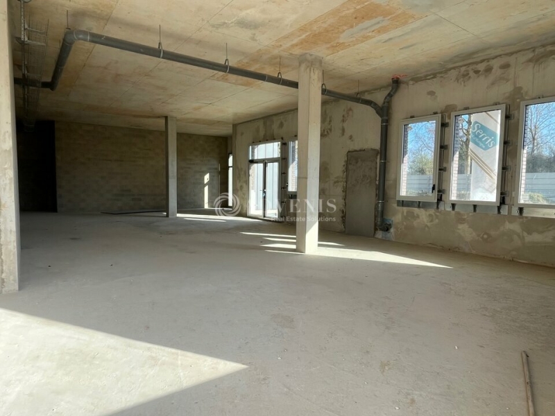 Vente Investisseur Commerces SERRIS (77700) - Photo 2