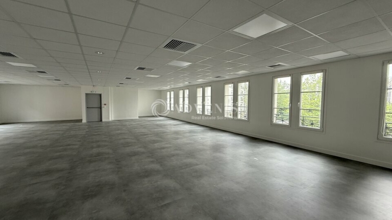 Location Bureaux CHESSY (77700) - Photo 5