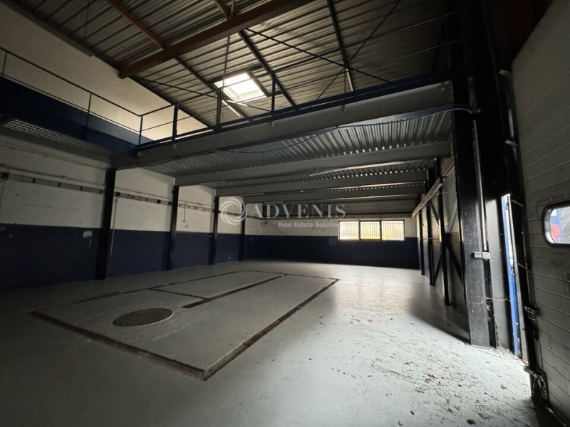 Location Activités Entrepôts OZOIR LA FERRIERE (77330) - Photo 1